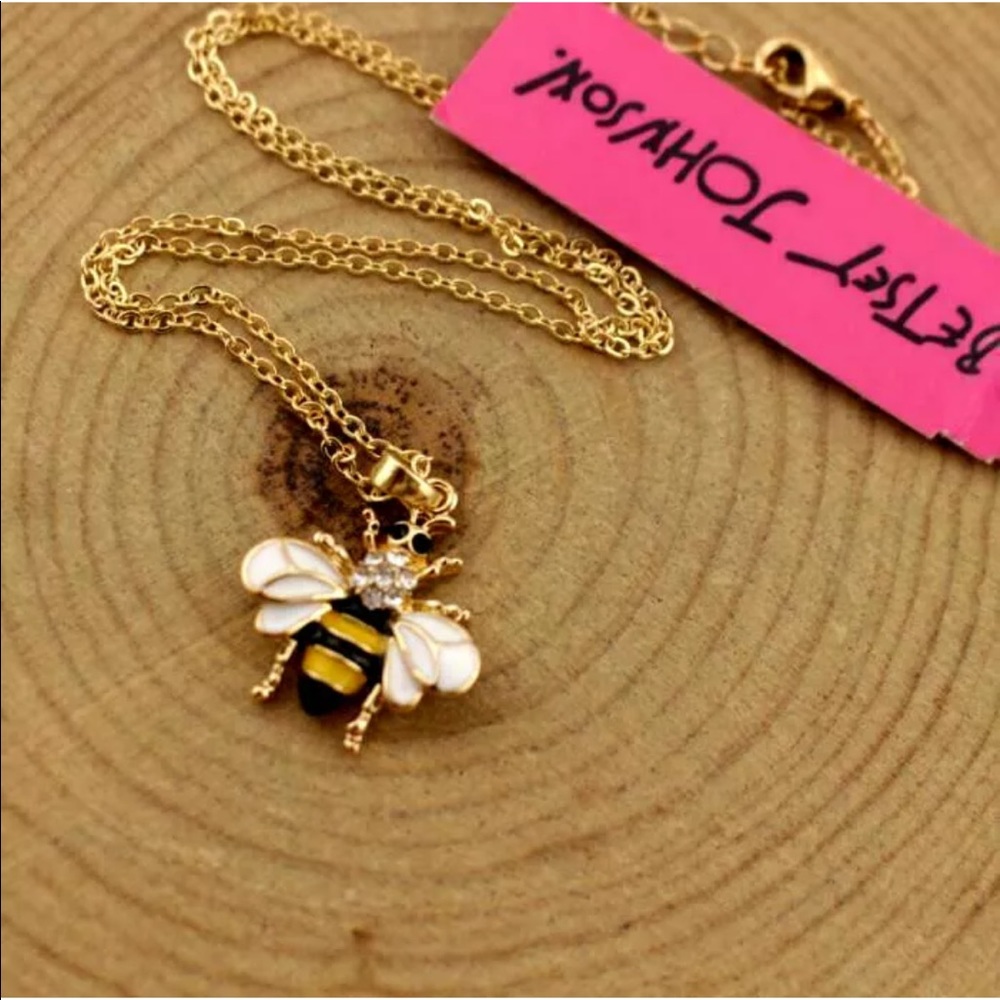 NWT Betsy Johnson Bee Pendant Necklace & Ring - Picture 7 of 13